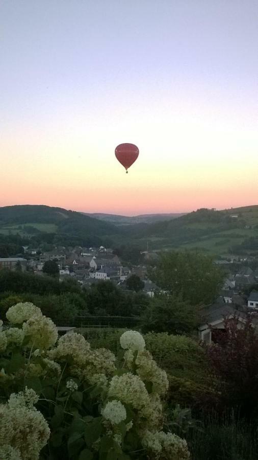 Bed and Breakfast La Borzeux Stavelot Exterior foto